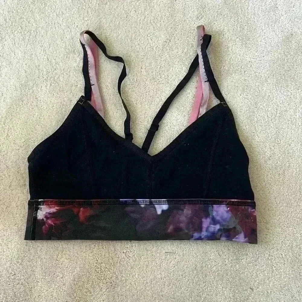 LULULEMON - floral V neck  sports bra